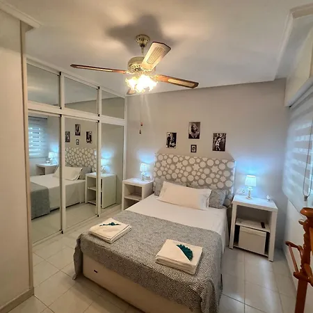 Homely Moriones Appartement